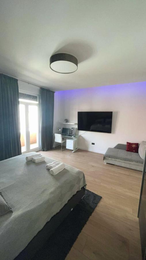 Stivi Luxury Apartments 普拉 外观 照片