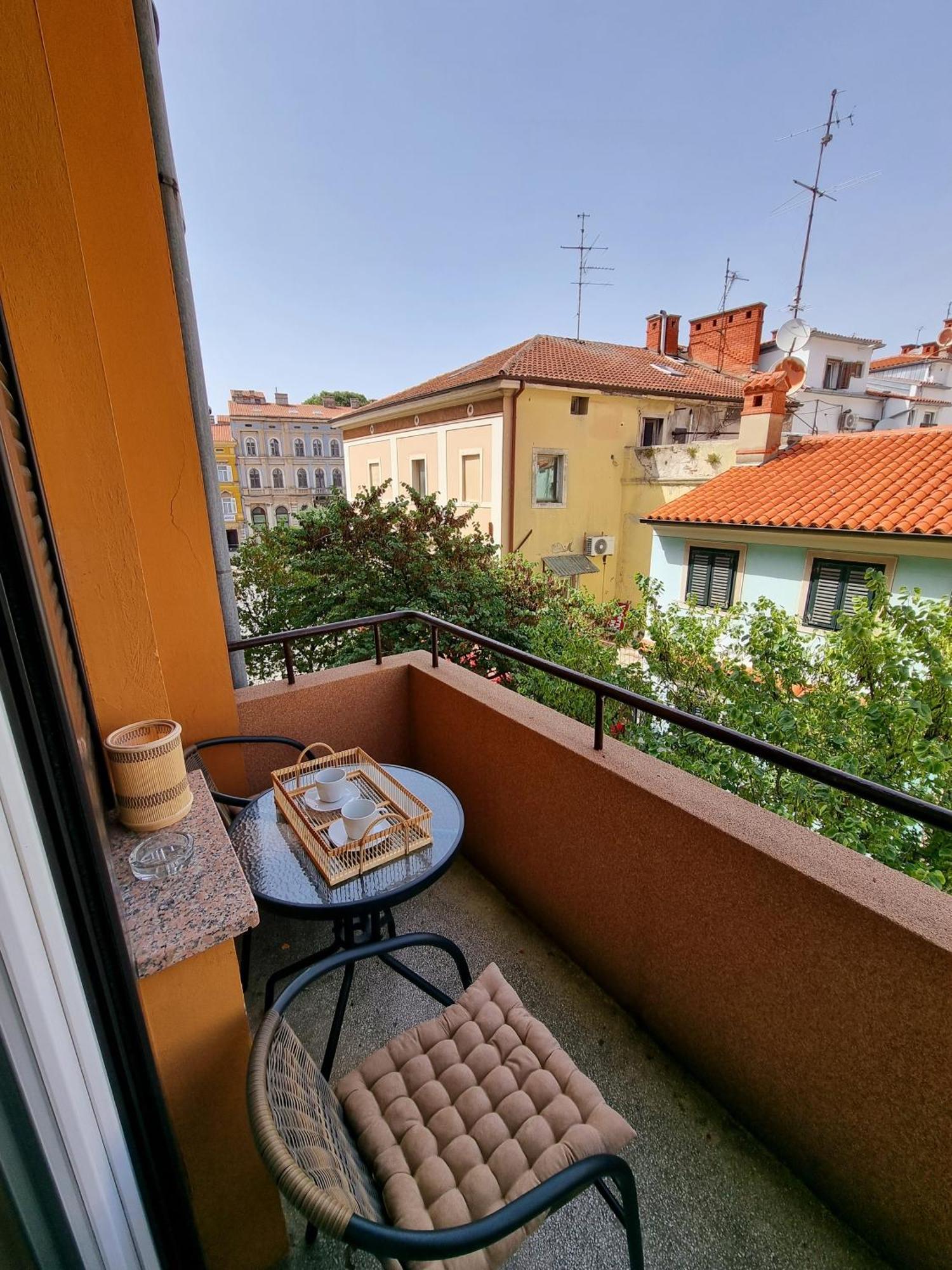 Stivi Luxury Apartments 普拉 外观 照片